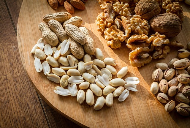 Nuts wholesale price